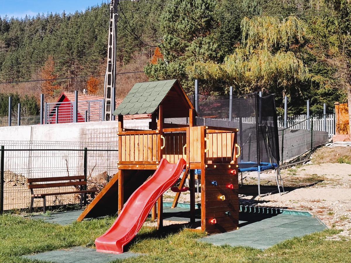 Sezatoarea Lupilor Villa Lepşa Екстериор снимка