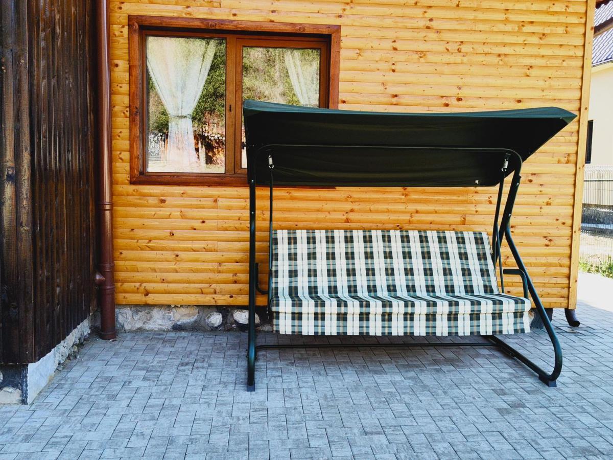 Sezatoarea Lupilor Villa Lepşa Екстериор снимка