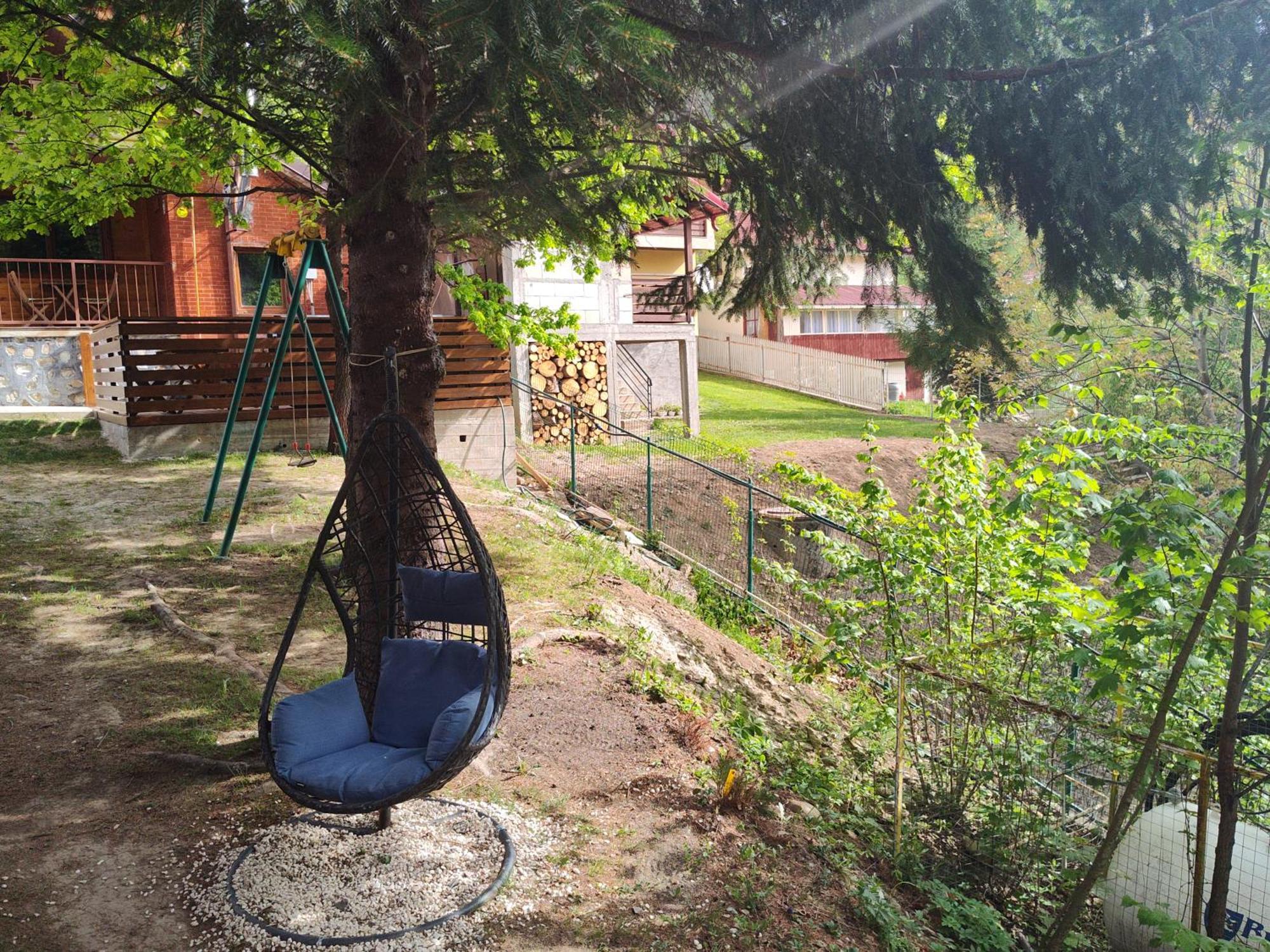 Sezatoarea Lupilor Villa Lepşa Екстериор снимка